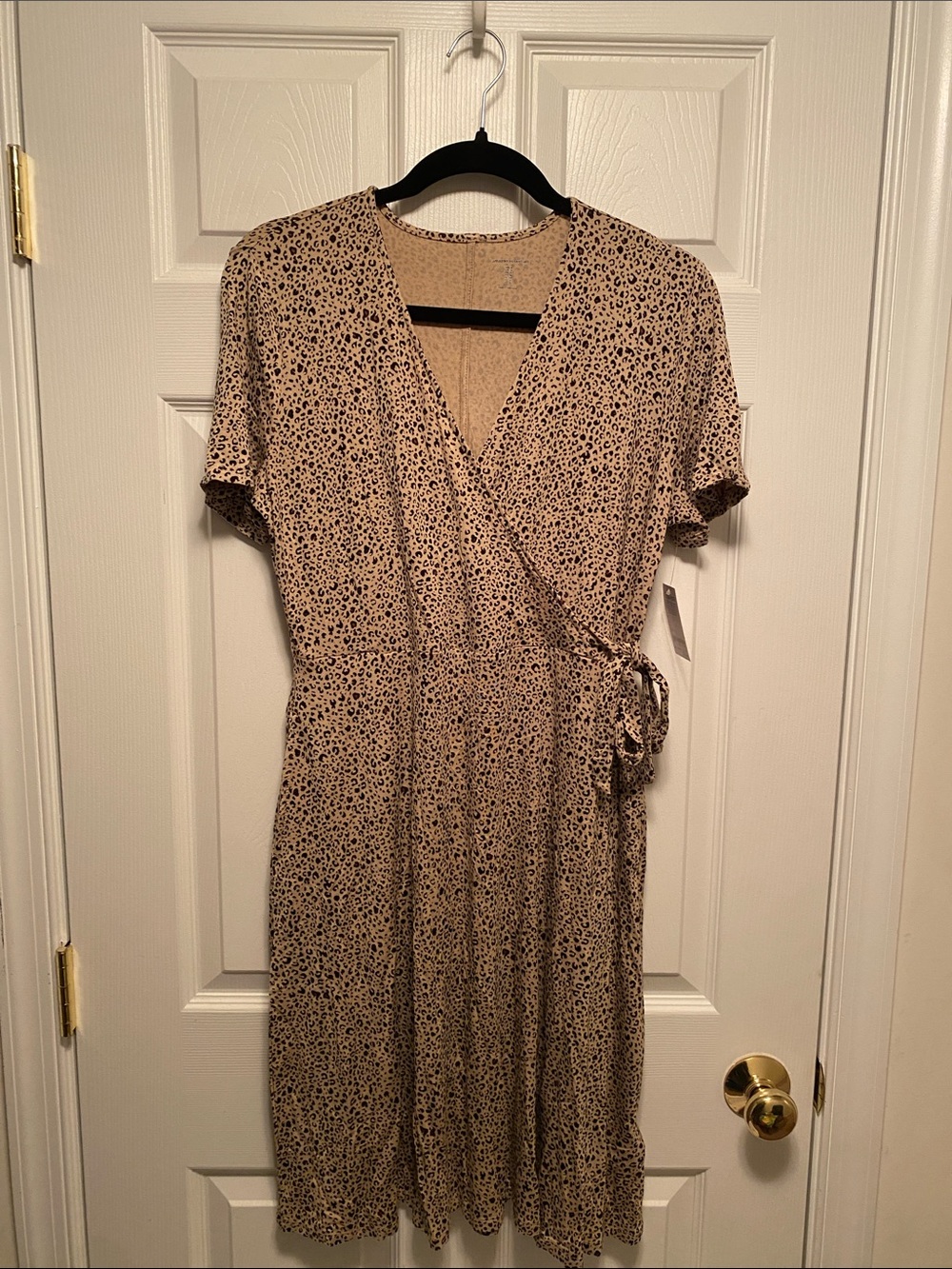 Amazon Essentials Beige Leopard Print Faux Wrap Midi Dress…size M